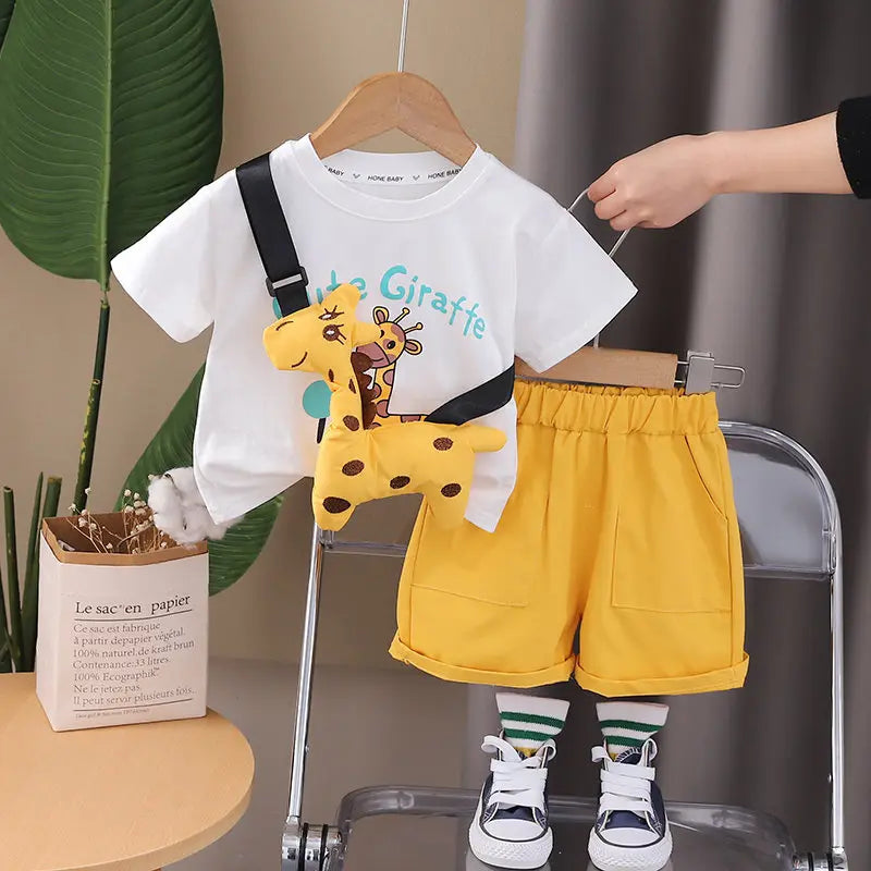 New Boy Summer Newborn Children Clothing 2Pcs/Set Short Sleeve Cartoon T-Shirts Pants with Giraffe Toy Tracksuit Suit 0-5 Years